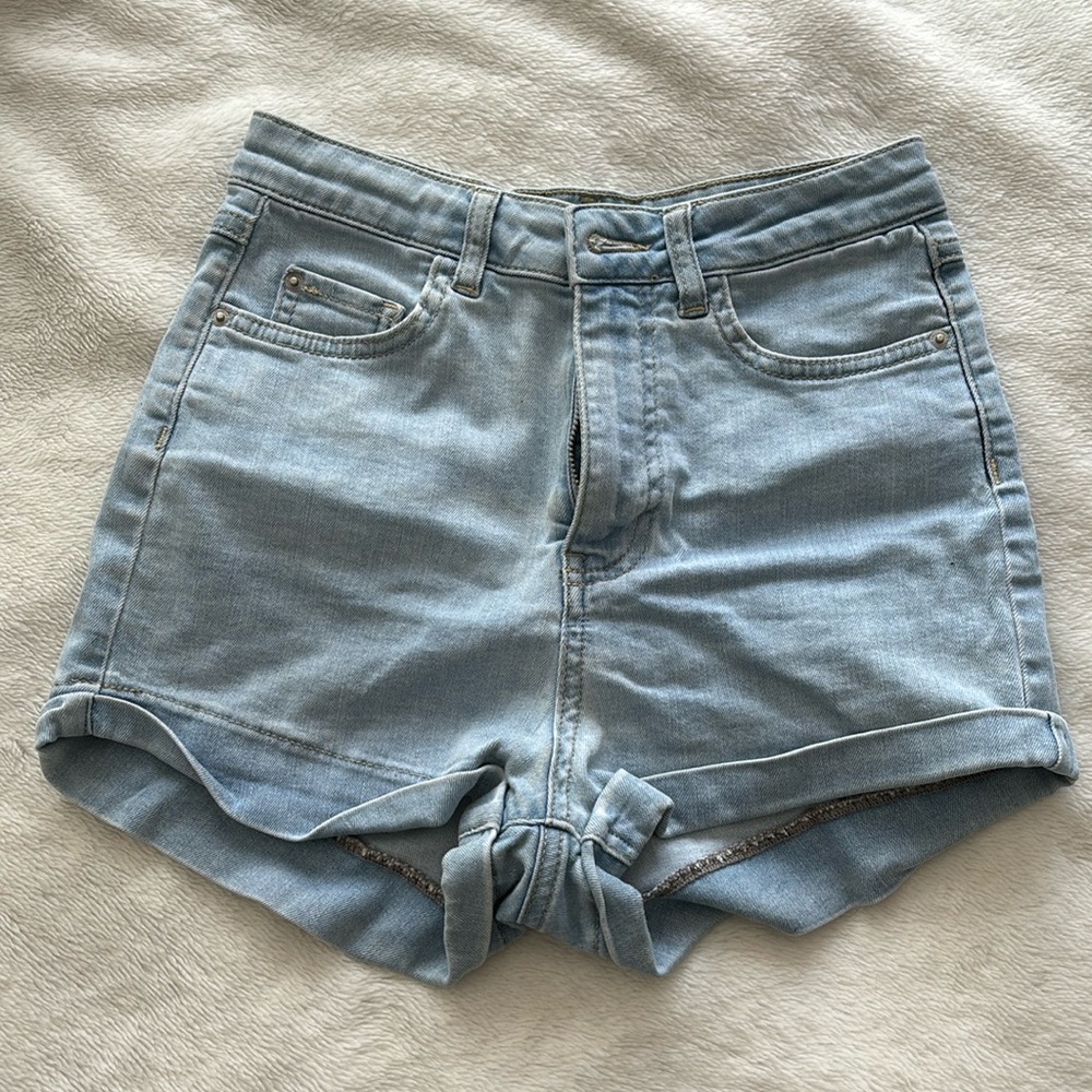 PULL&BEAR shorts